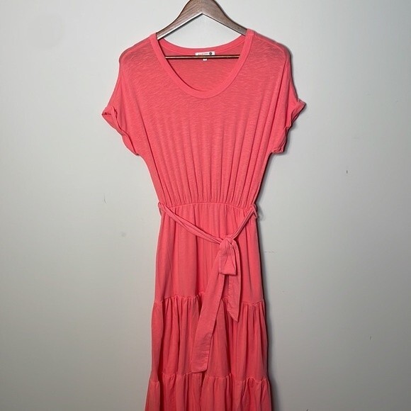 Sundry Cassia Tiered Midi Dress Size Small - Picture 2 of 7